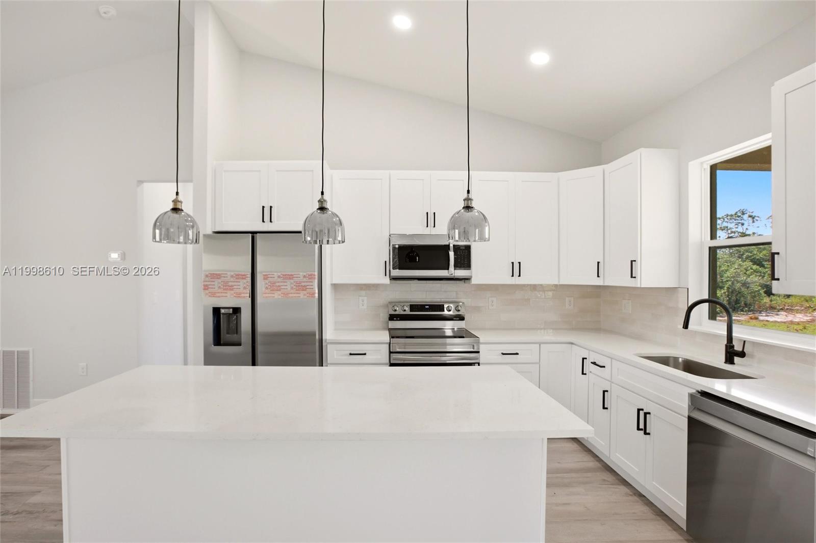 Leisure Lakes - Residential