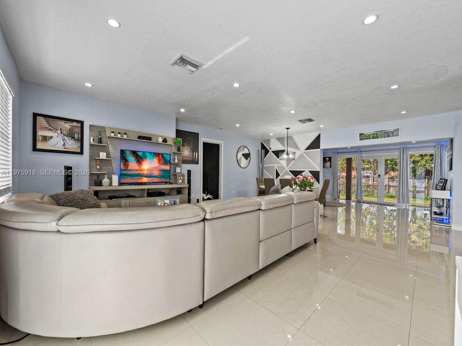 MENAMAR SOUTH - Residential