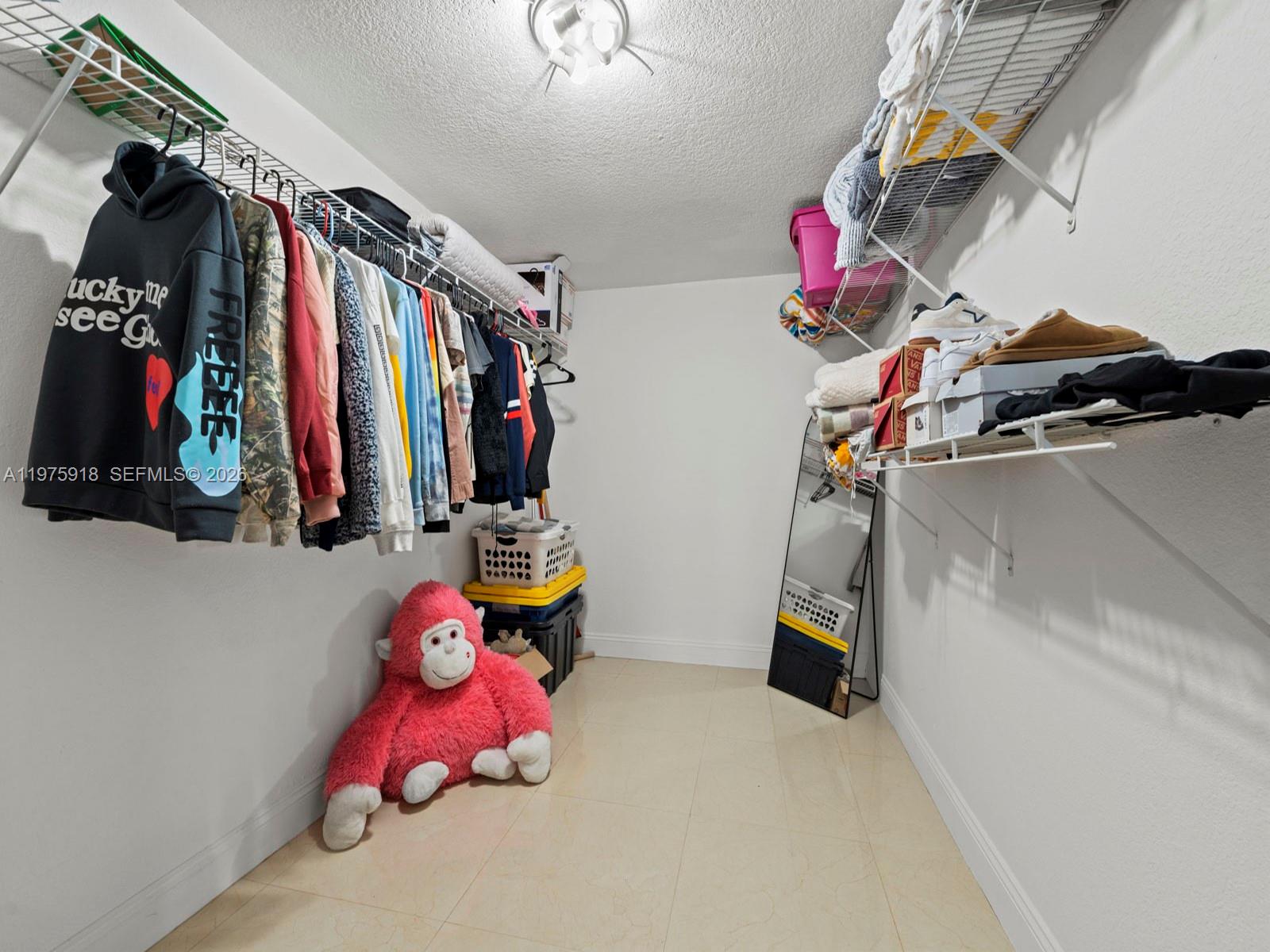 MENAMAR SOUTH - Residential