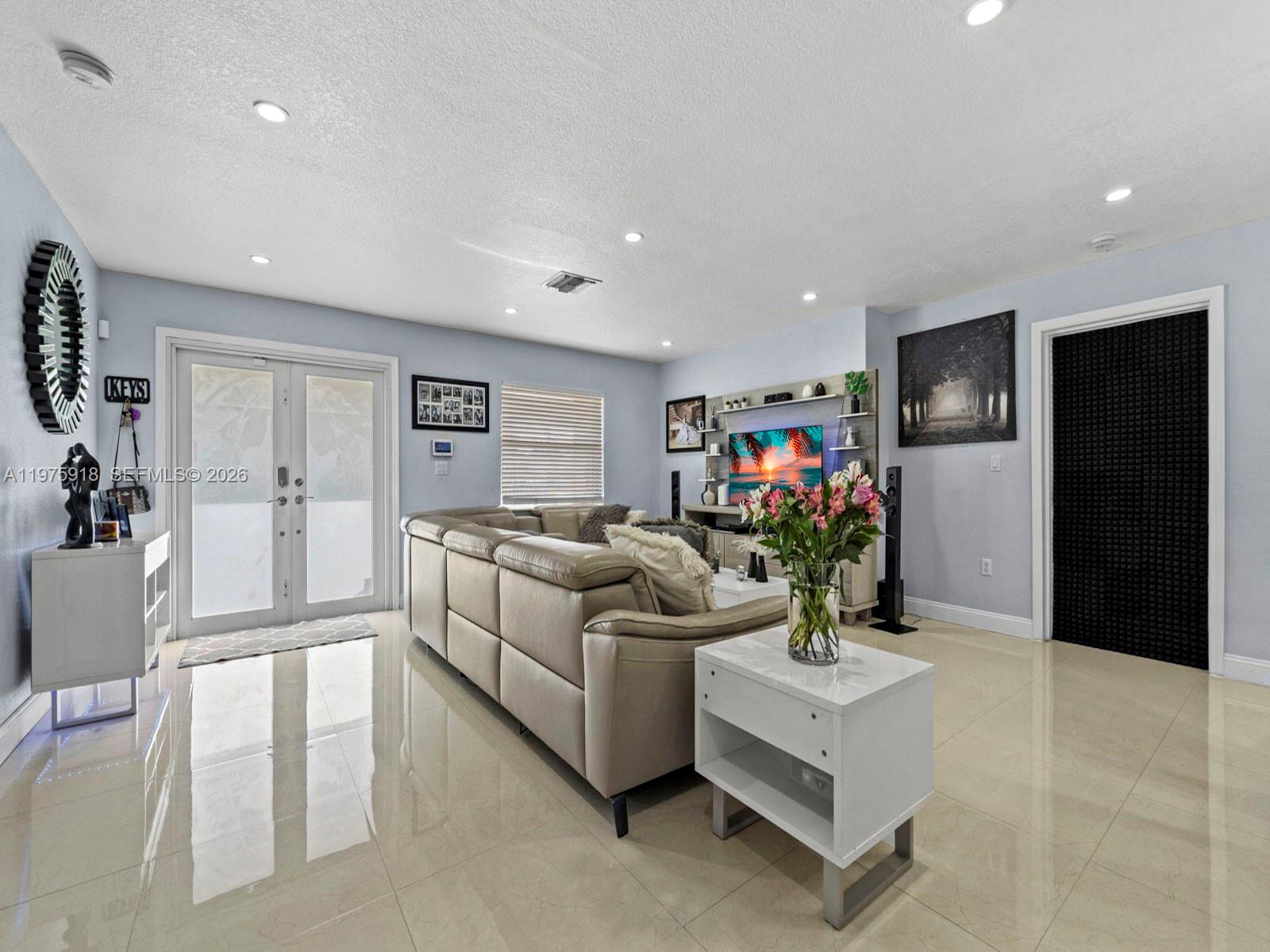 MENAMAR SOUTH - Residential