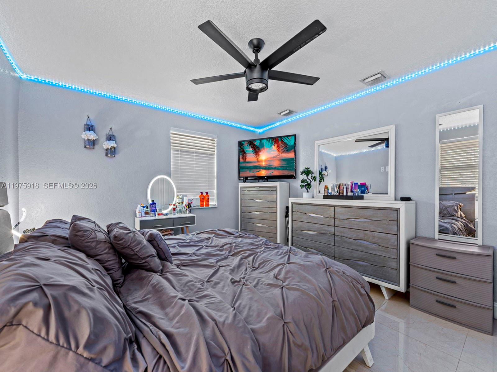 MENAMAR SOUTH - Residential