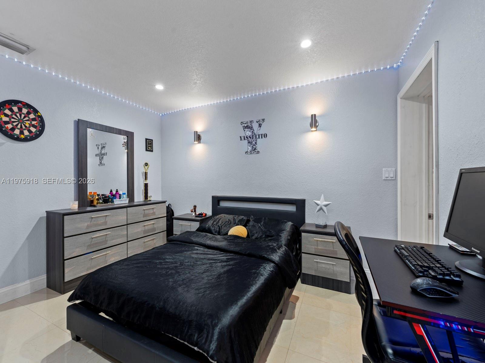 MENAMAR SOUTH - Residential