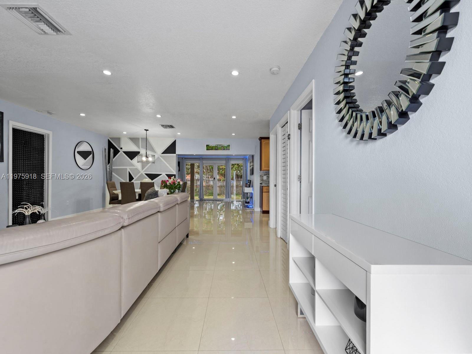 MENAMAR SOUTH - Residential