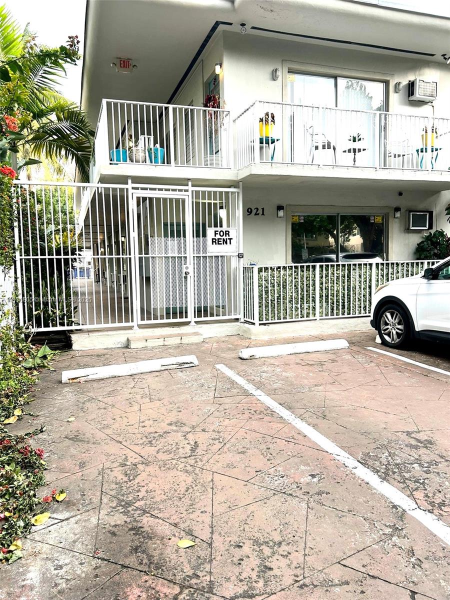 JUST REMOLDED!! Charming, fully updated studio located in the heart of South Beach! Just steps from the beach, dining, shopping, parks, and City of Miami Beach sports amenities, including tennis . This stylish condo features modern ceramic tile flooring, a sleek kitchen with stainless steel appliances, and quartz countertops. It offers ample storage with a large closet and additional linen closet. Partial furnishings are available if preferred, and the unit also includes an in-unit washer. 1 assigned parking. Minimum 6-month lease.
Please contact co-listing agent Carla at (305) 942-3682 more information.
