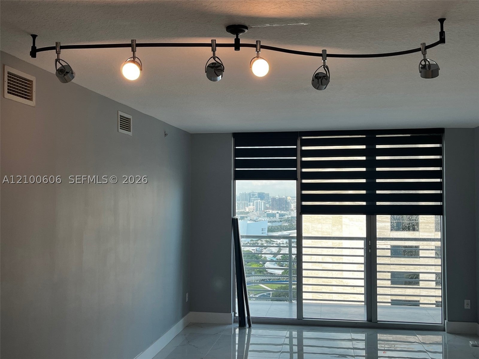 335 S Biscayne Blvd 3500