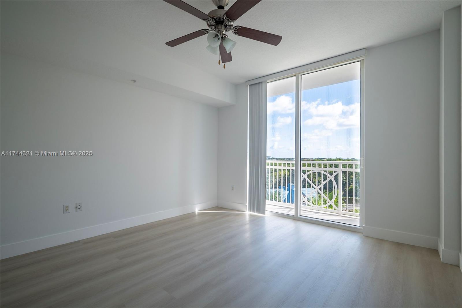 CASA COSTA CONDO - Residential