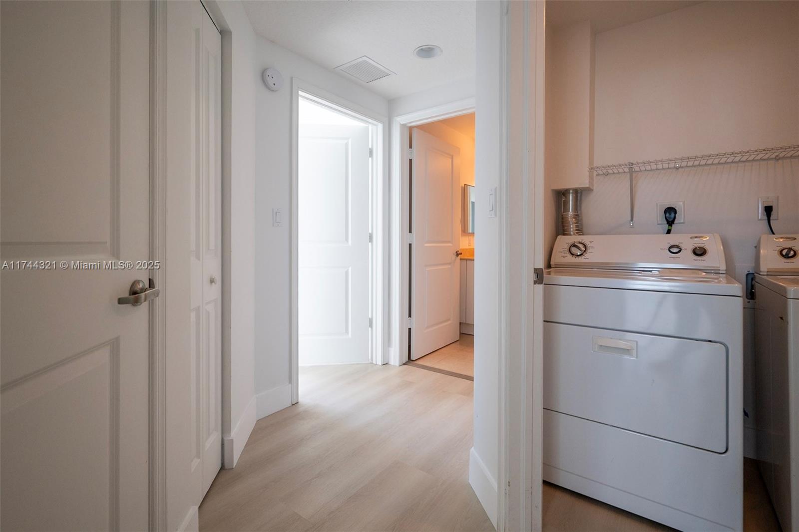 CASA COSTA CONDO - Residential