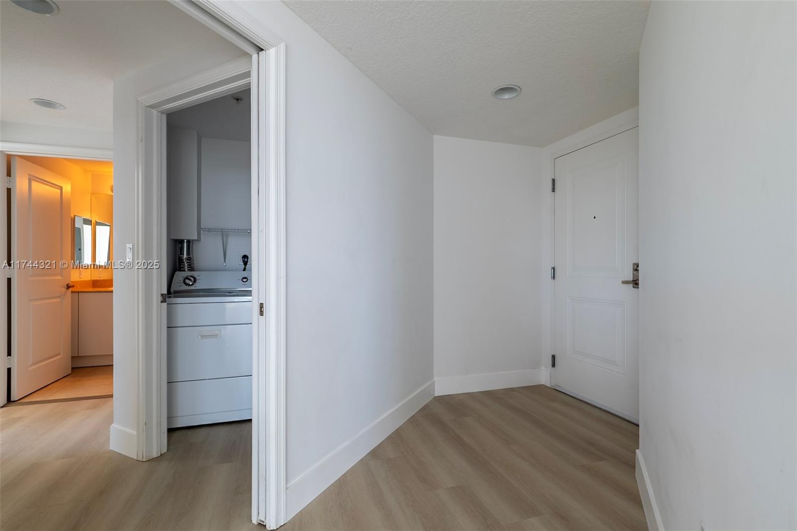 CASA COSTA CONDO - Residential