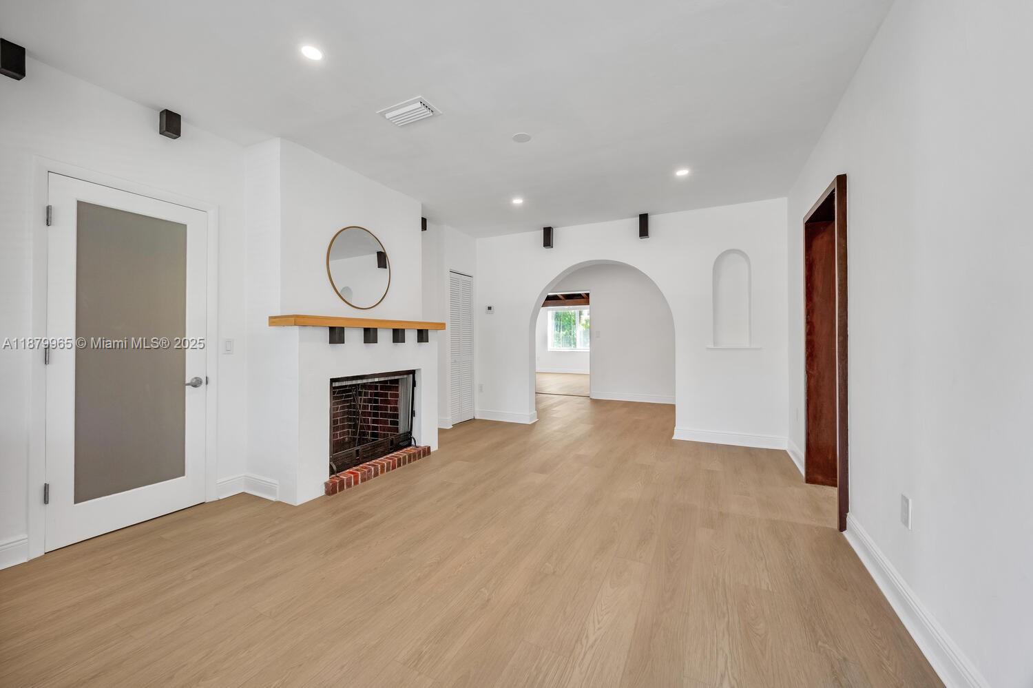 211 SW 22nd Rd