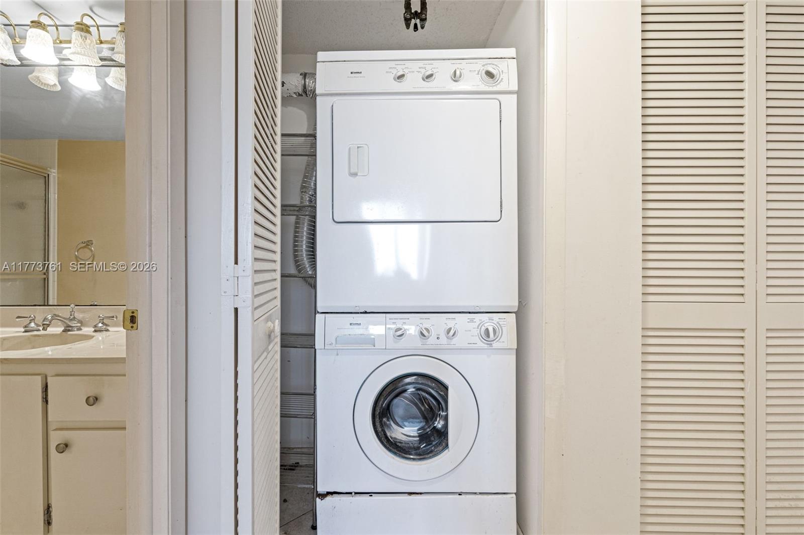 ENVIRON TOWERS I CONDO - Residential