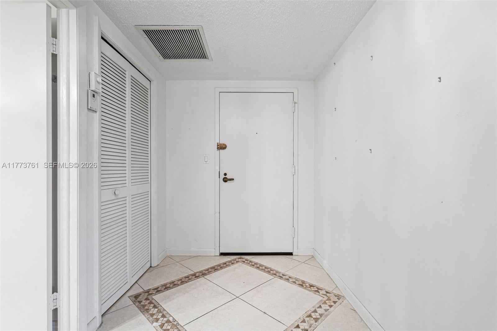 ENVIRON TOWERS I CONDO - Residential