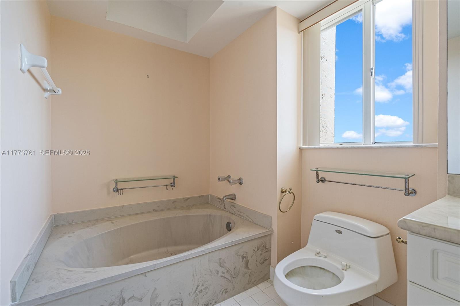 ENVIRON TOWERS I CONDO - Residential