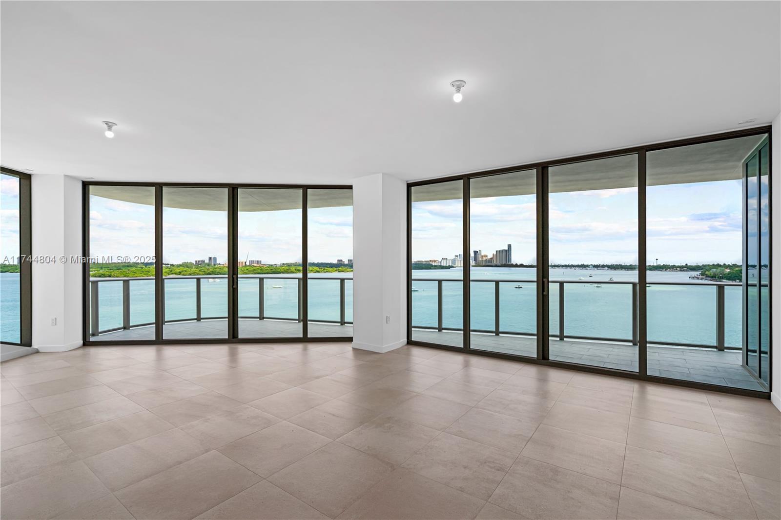 Onda Residences - Residential