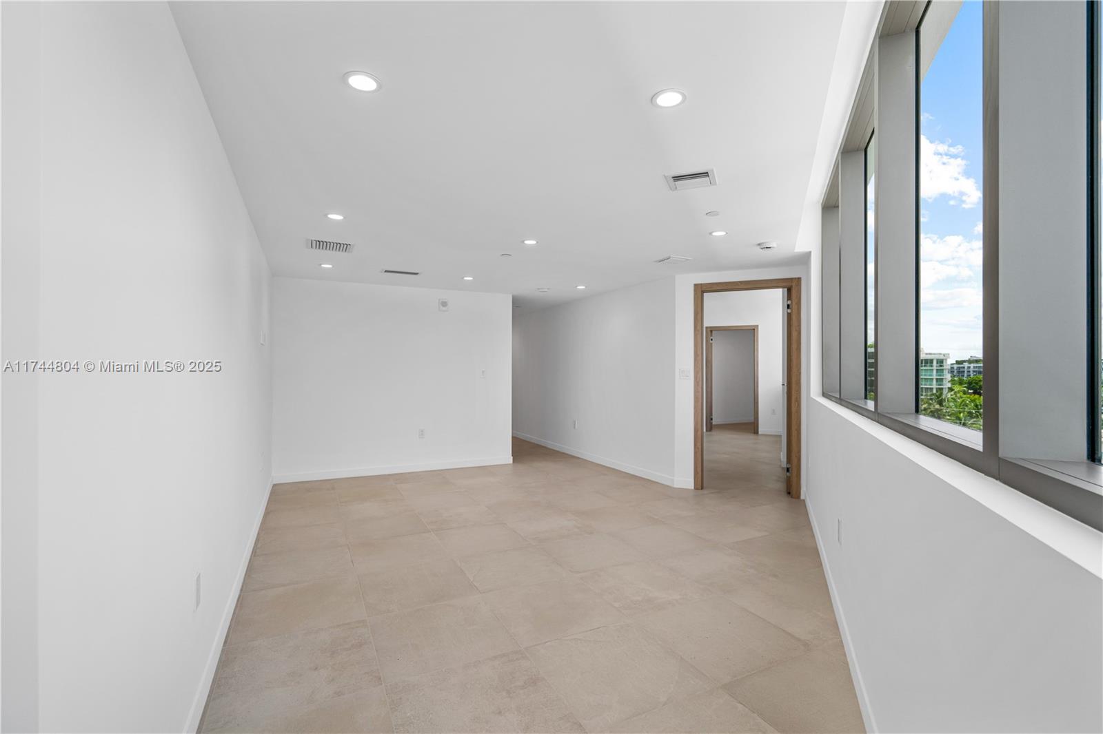 Onda Residences - Residential