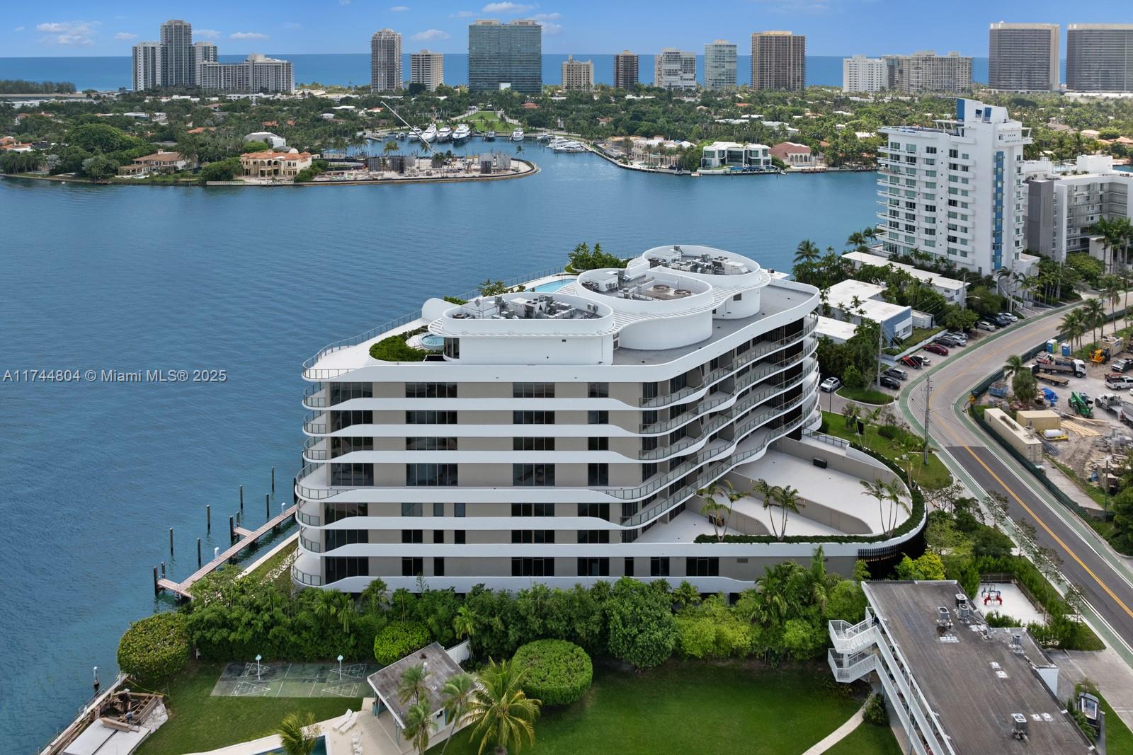 Onda Residences - Residential