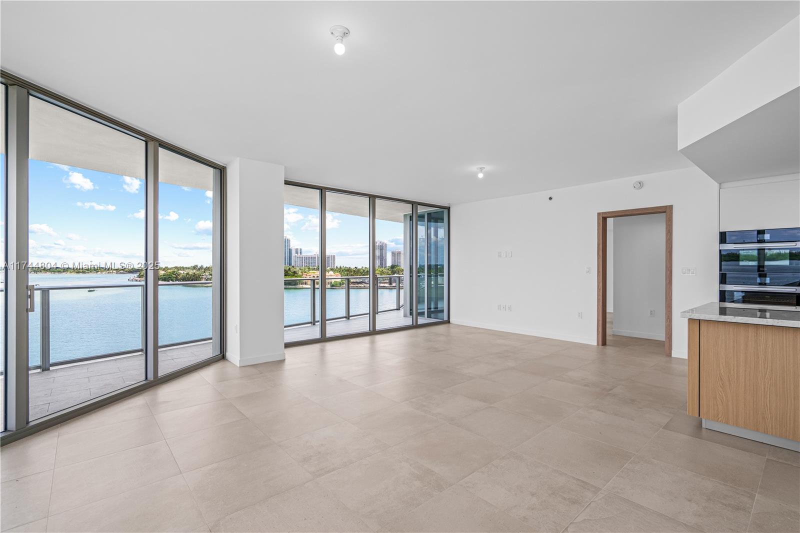 Onda Residences - Residential