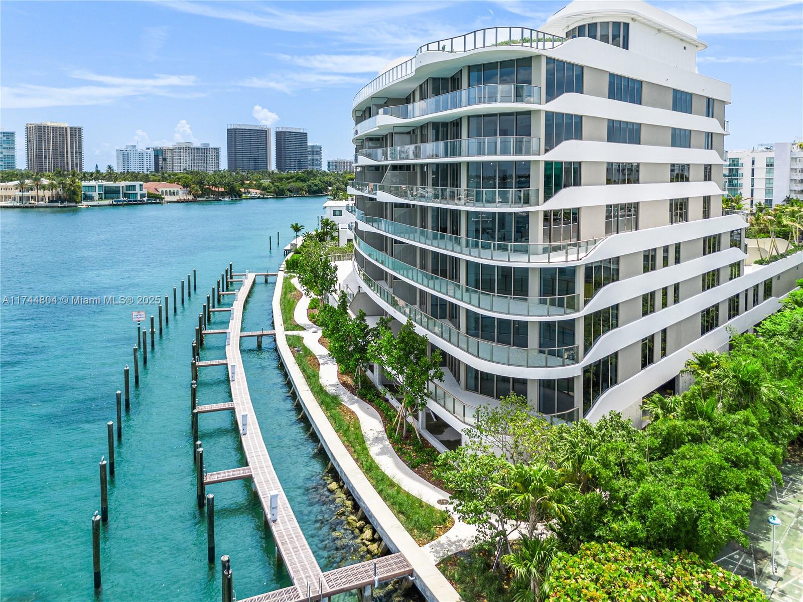 Onda Residences - Residential