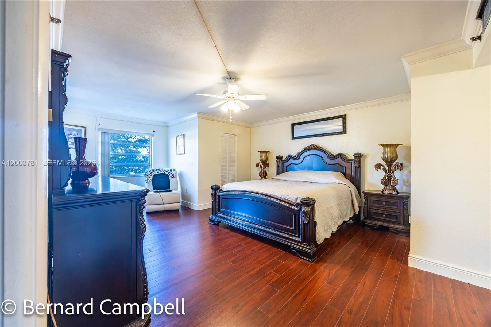 18TH HOLE AT INVERRARY CO - Residential