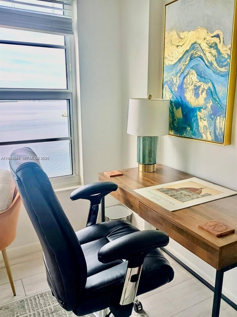 11111 Biscayne Blvd 16C