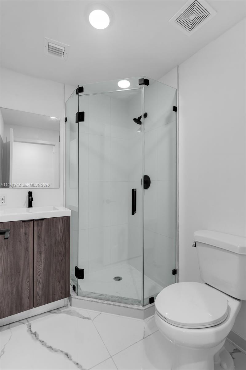 GRANDVILLE PLACE - Residential Lease