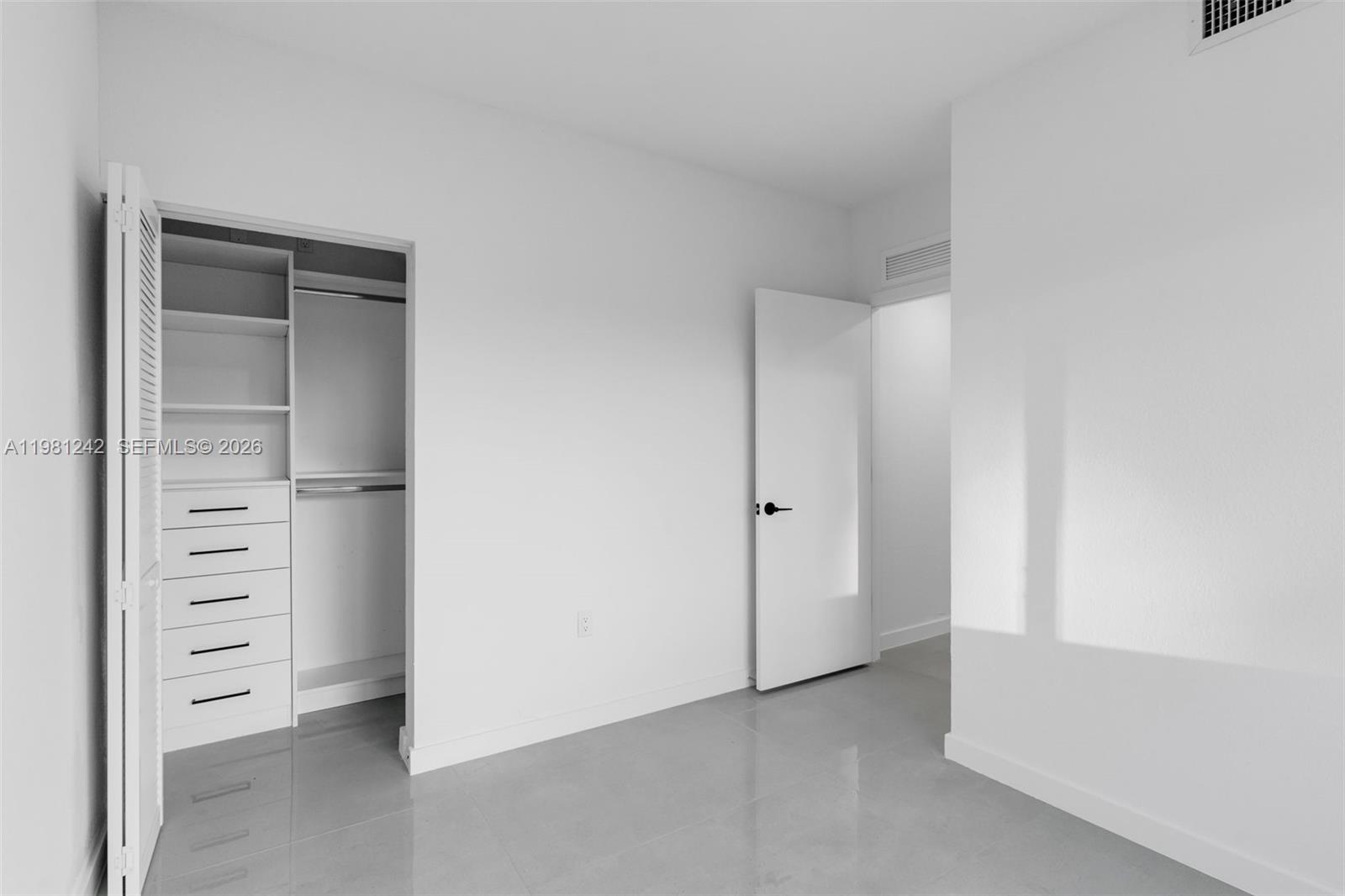 GRANDVILLE PLACE - Residential Lease