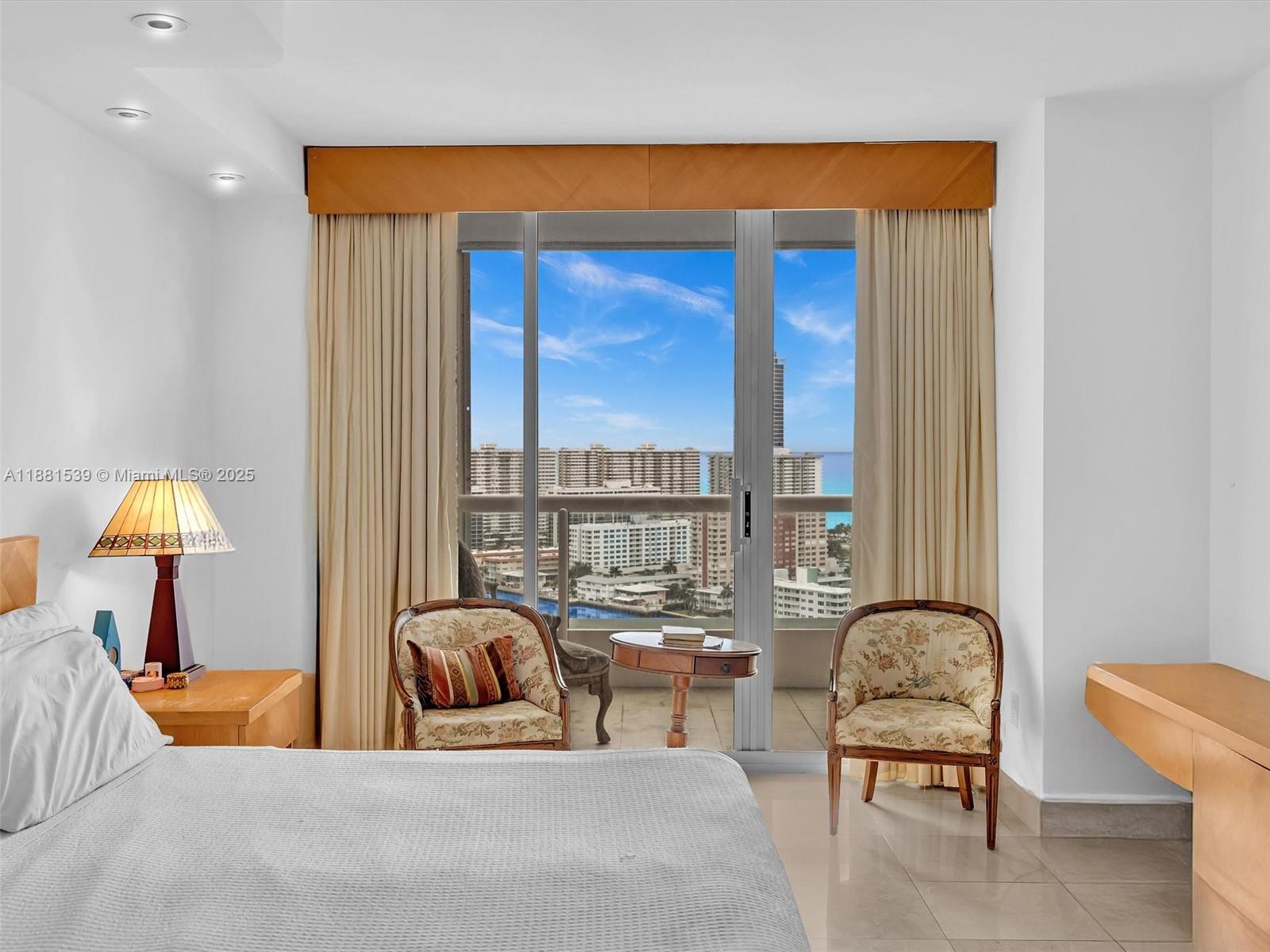 NORTH TOWER AT THE POINT - Residential