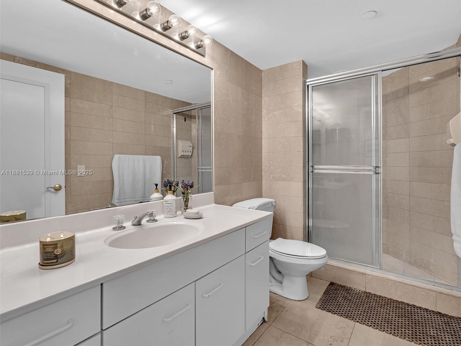 NORTH TOWER AT THE POINT - Residential