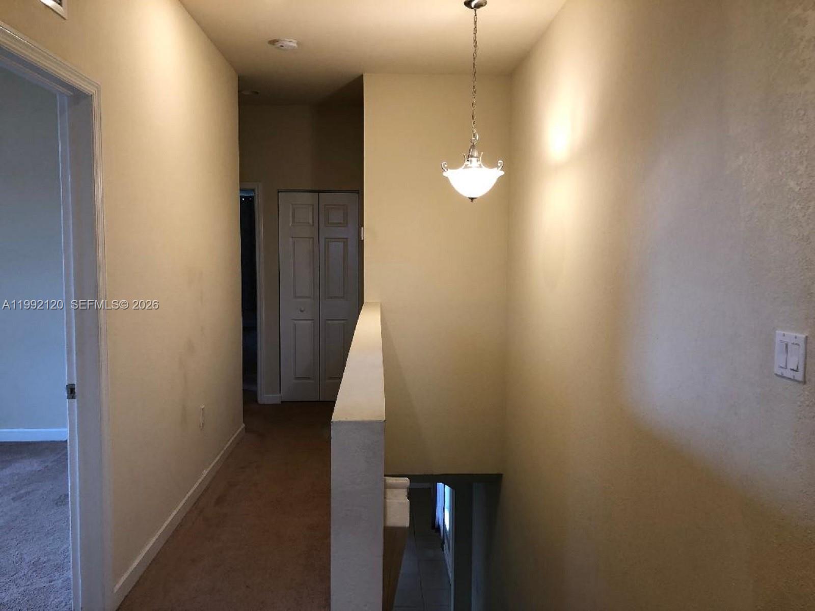 KENDALL COMMONS RESIDENTI - Residential Lease