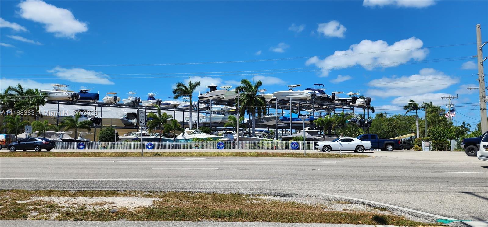 Island of Key Largo Point - Land