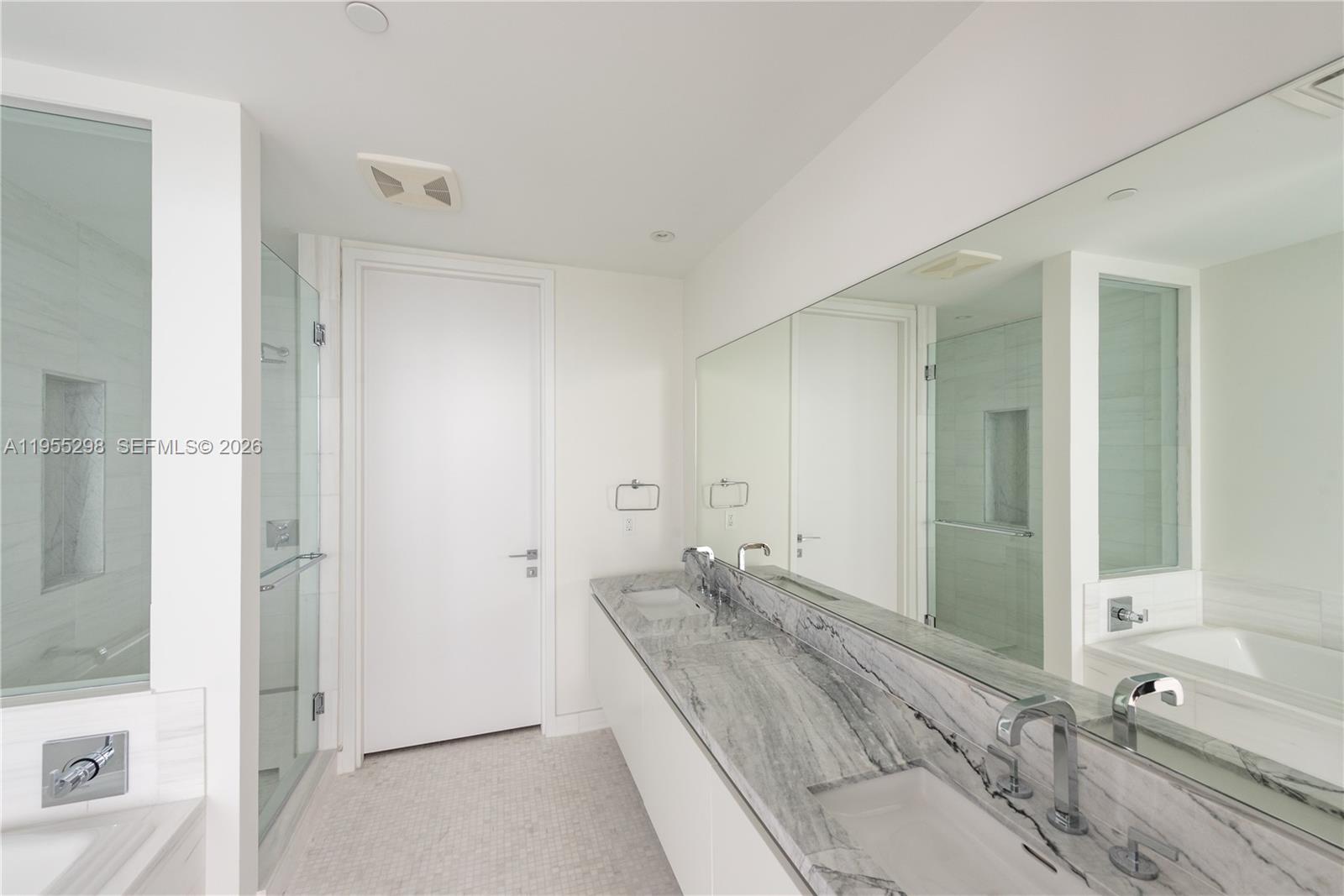 ESCOTTONIA PARK - Residential