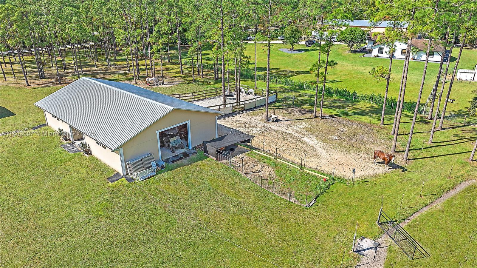 Caloosa - Residential