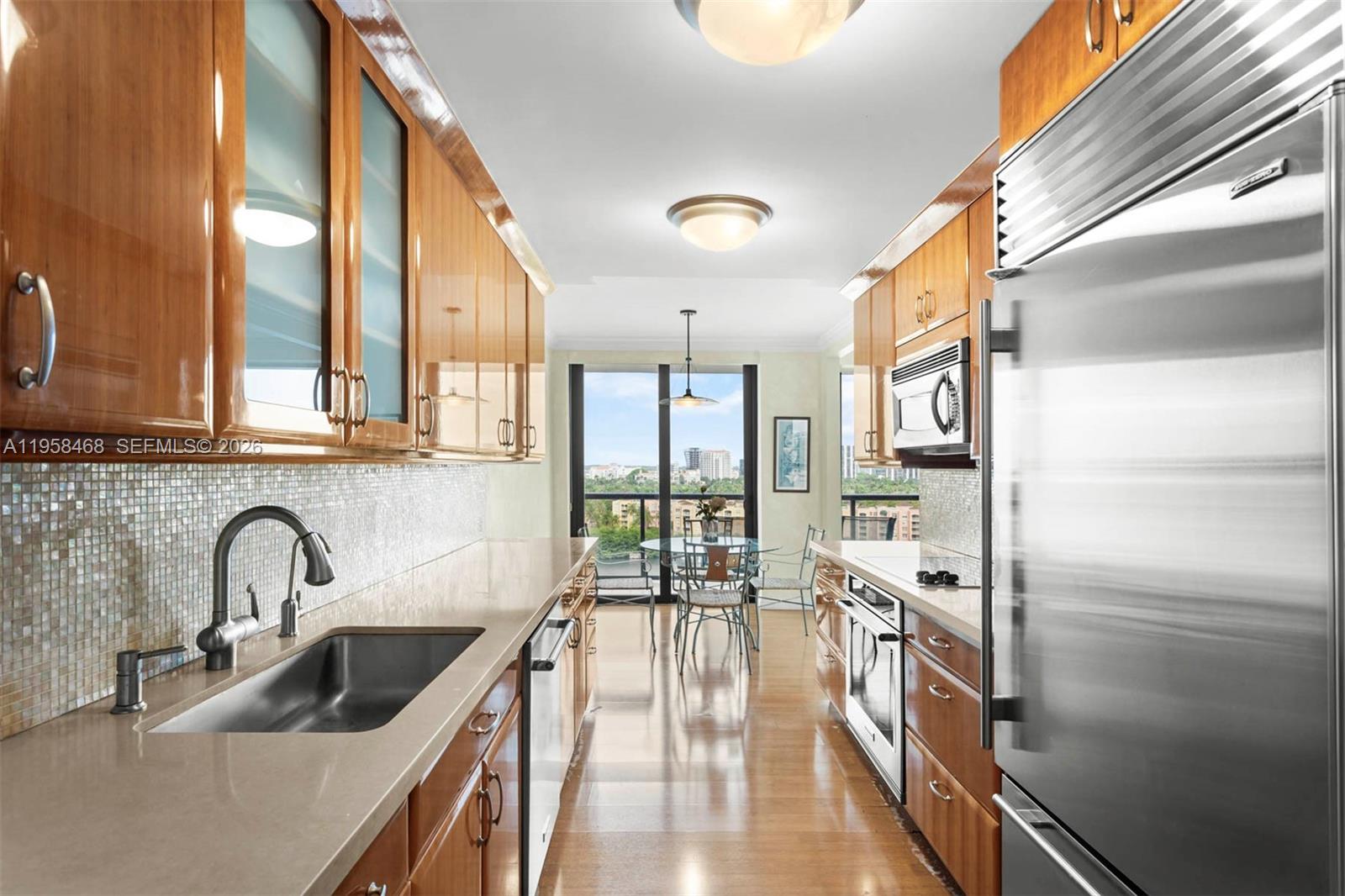 TURNBERRY ISLE SOUTH COND - Residential