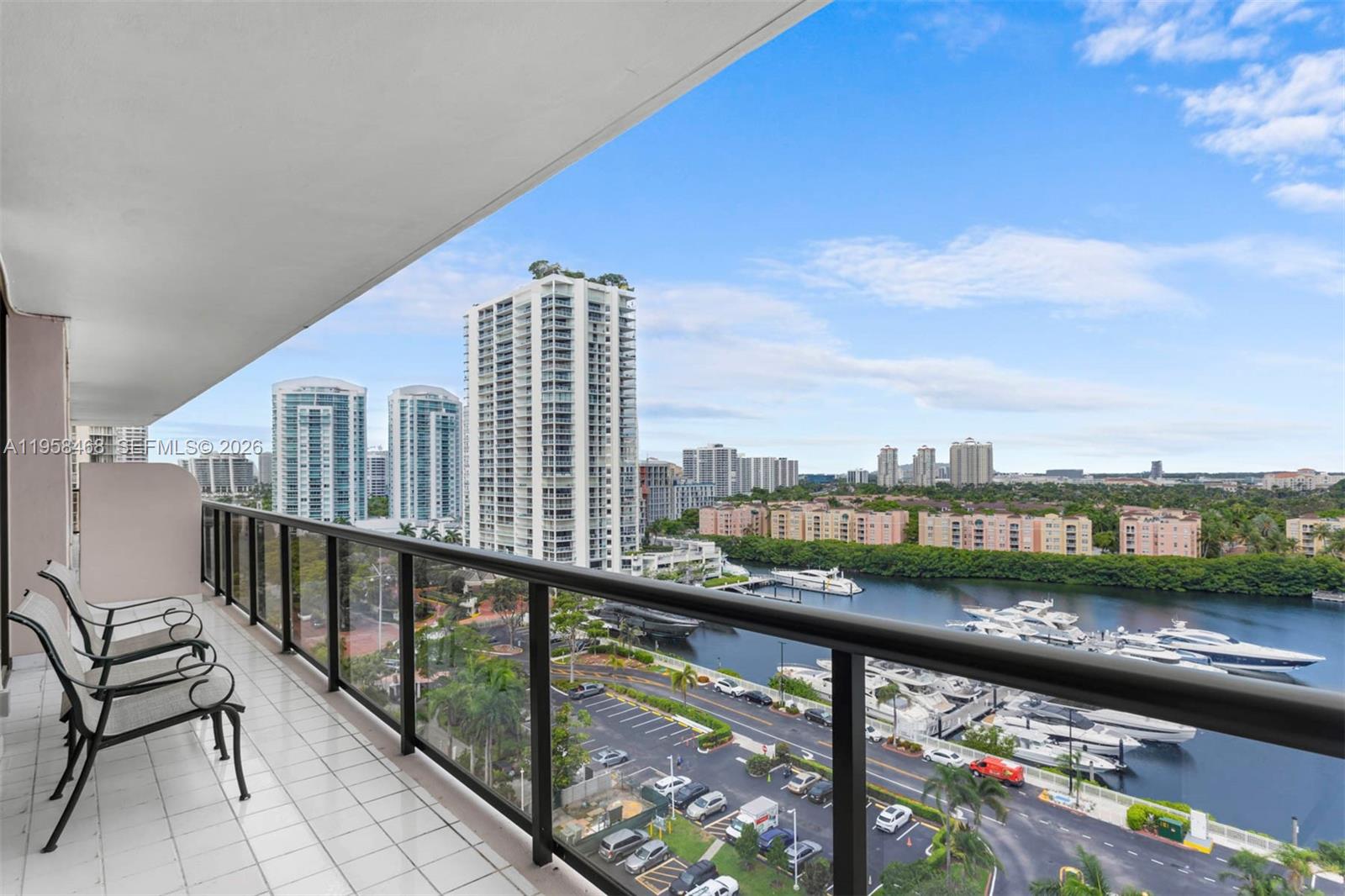 TURNBERRY ISLE SOUTH COND - Residential