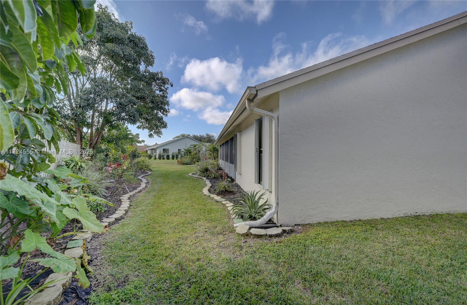 RAINBERRY BAY ESTATES - Residential