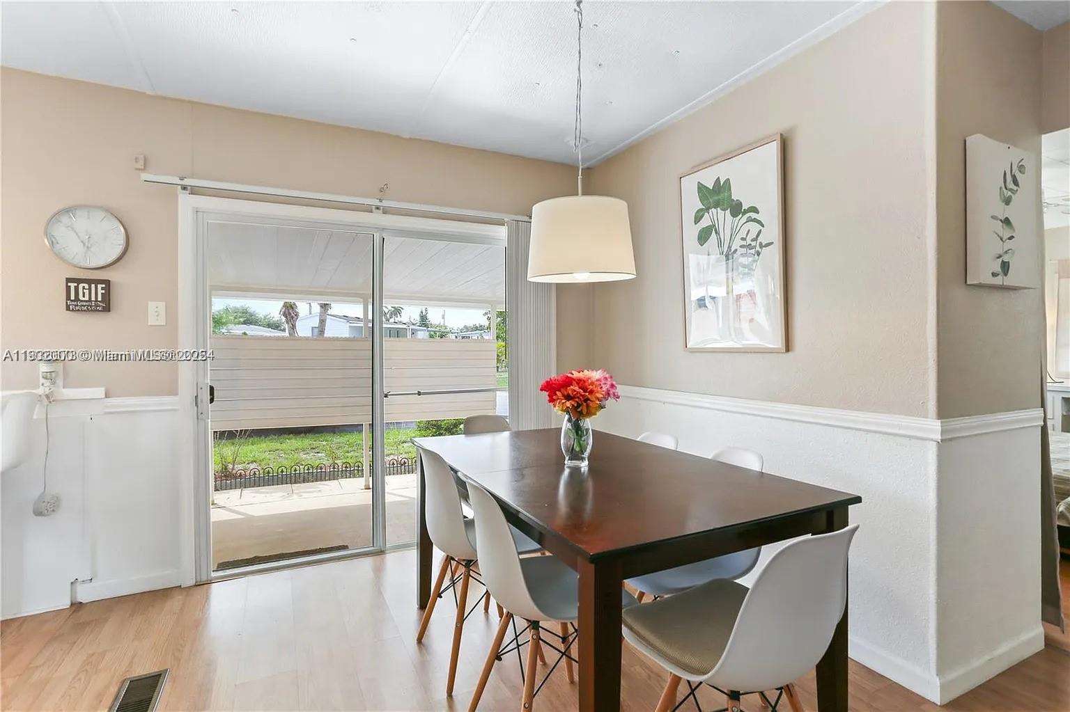 PARK CITY SEC ONE - Residential Lease