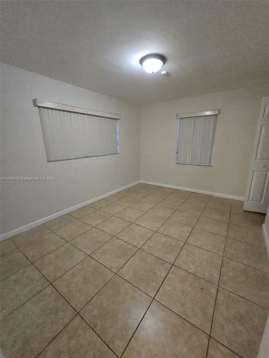 PLAYLAND ESTATES SEC 1 - Residential Lease