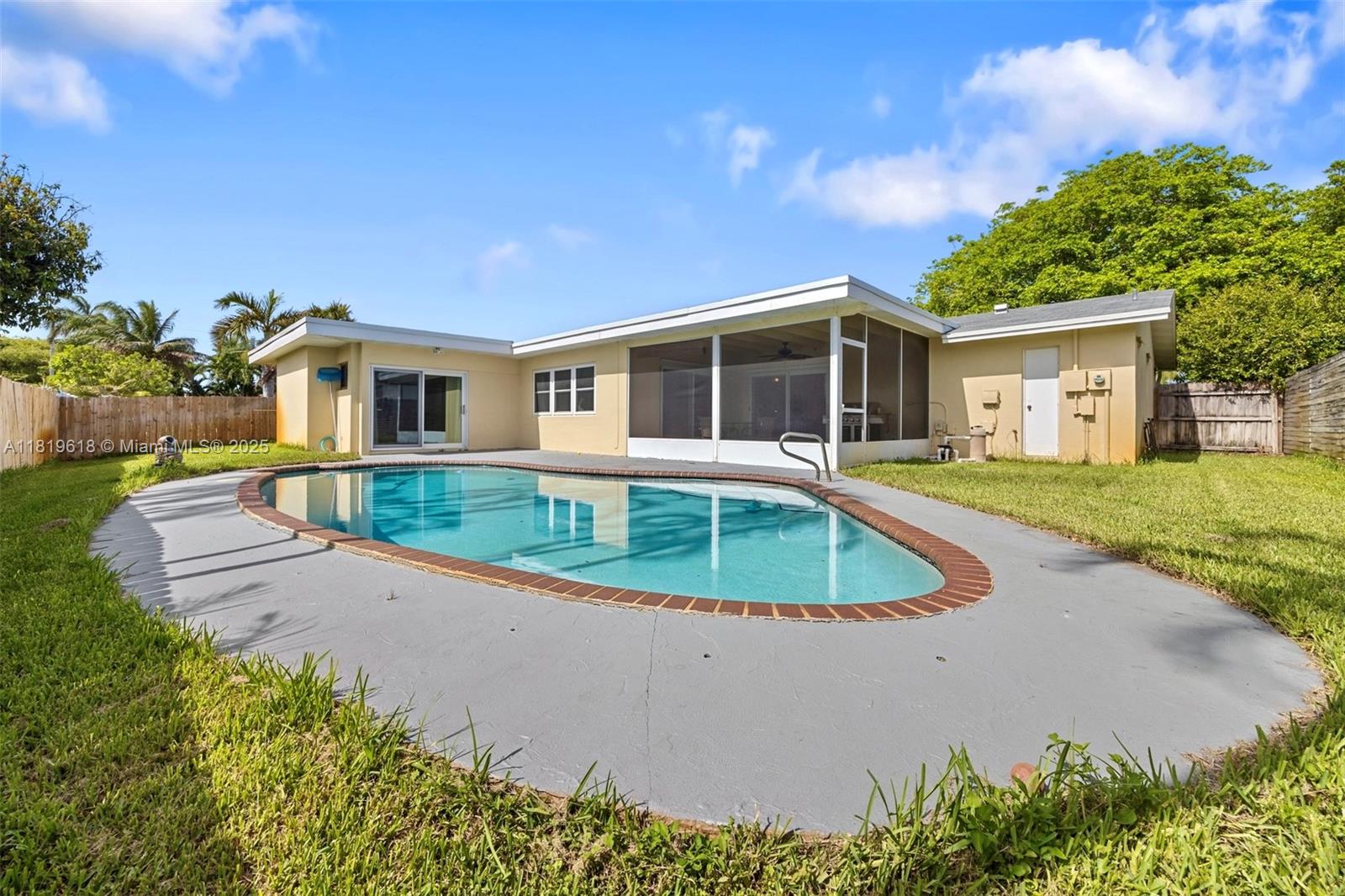 740 NW 97th Ter