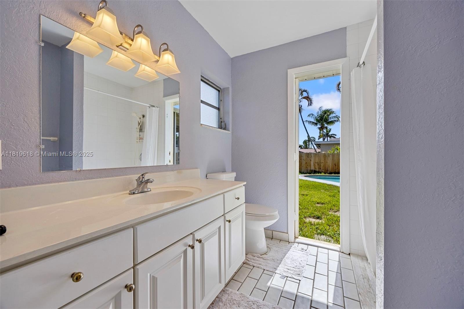 PASADENA LAKES SOUTH - Residential