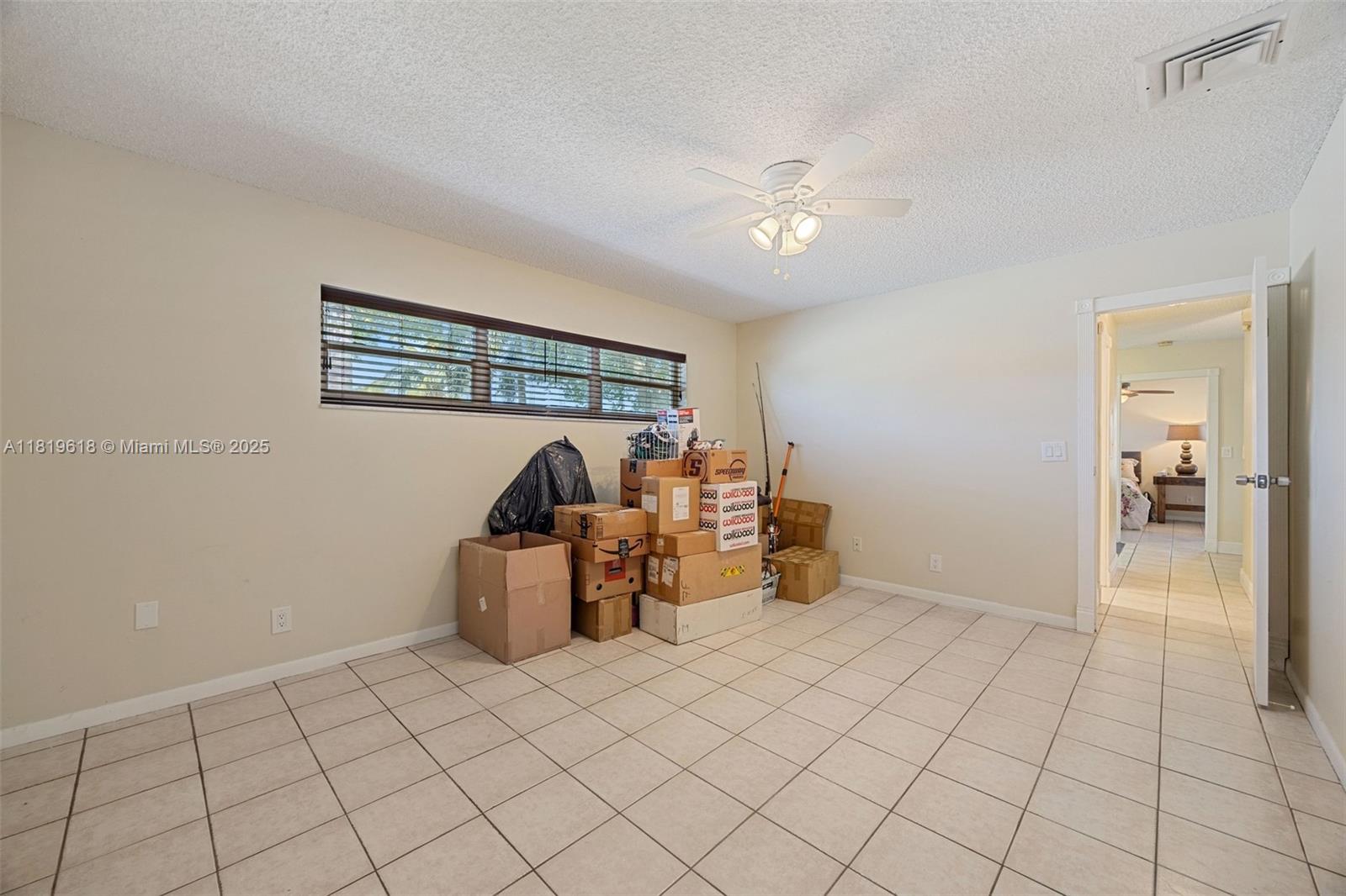 PASADENA LAKES SOUTH - Residential