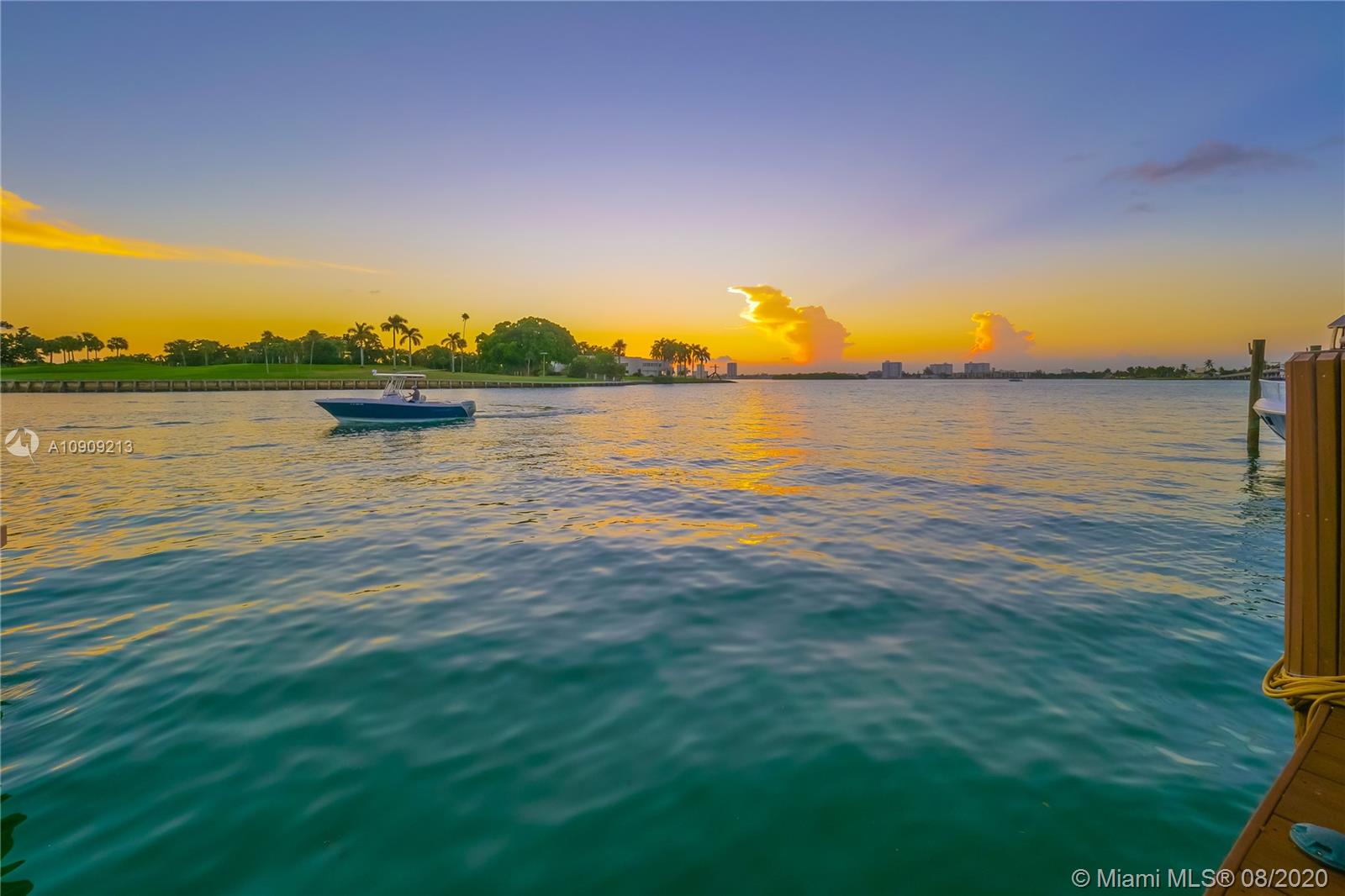 BAY HARBOR ISLAND - Residential