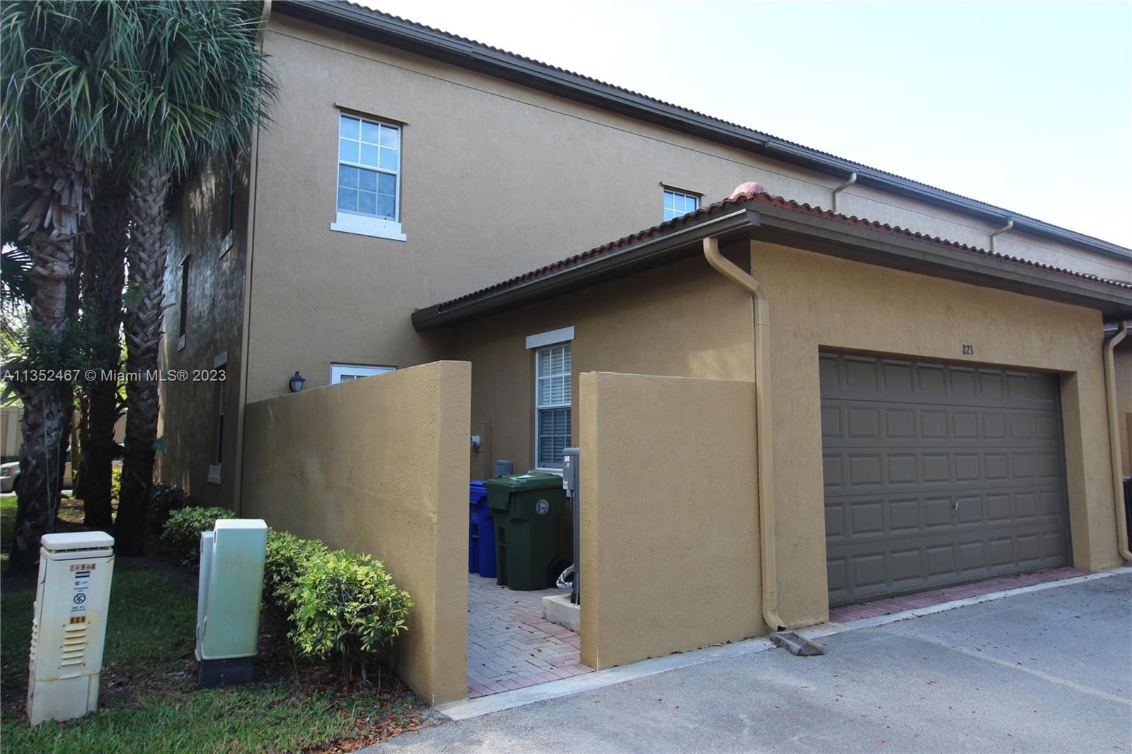 MEADOW PINES - Residential