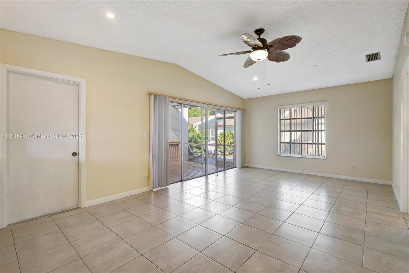 KINGS POINT 13 - Residential
