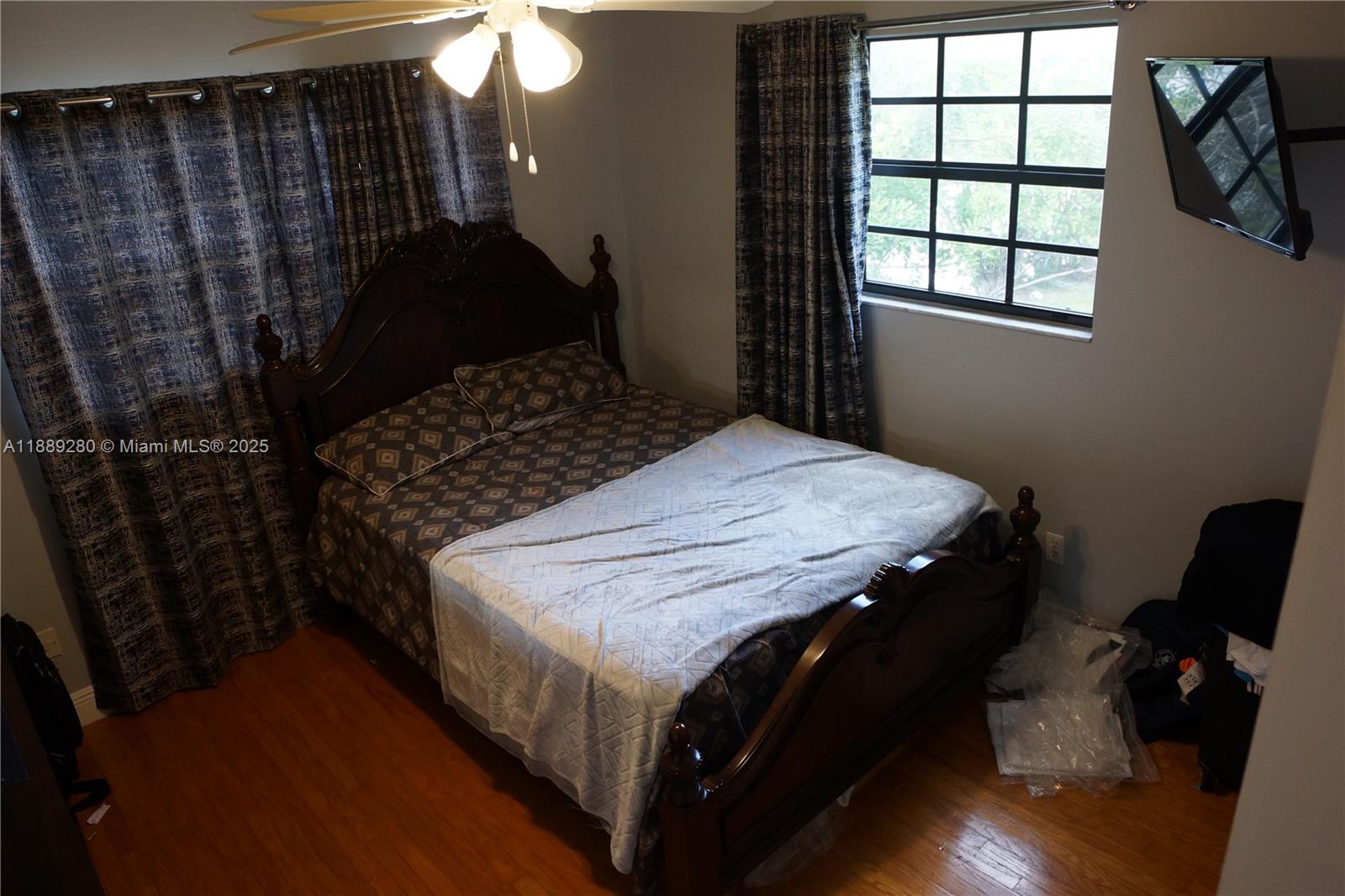 WESTWINDS ON THE GREEN WI - Residential Lease