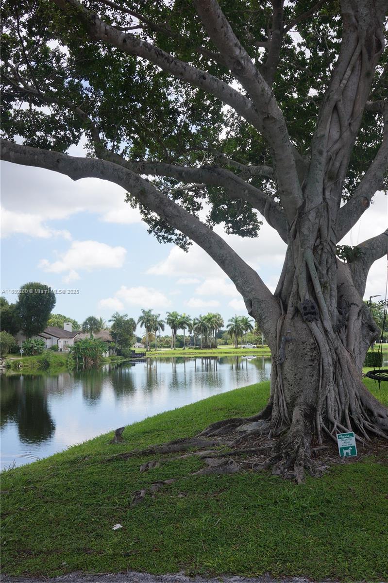 WESTWINDS ON THE GREEN WI - Residential Lease