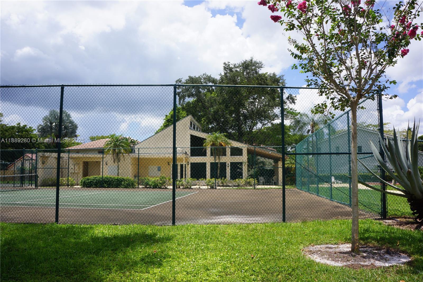 WESTWINDS ON THE GREEN WI - Residential Lease