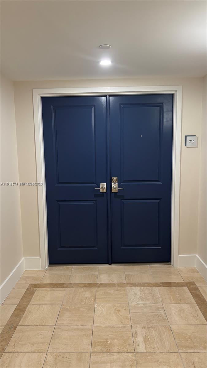 HAMPTON BEACH CLUB CONDO - Residential