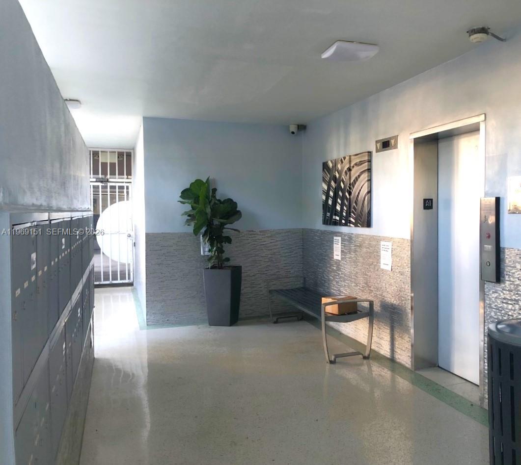 EUCLID EAST CONDOMINIUM - Residential Lease