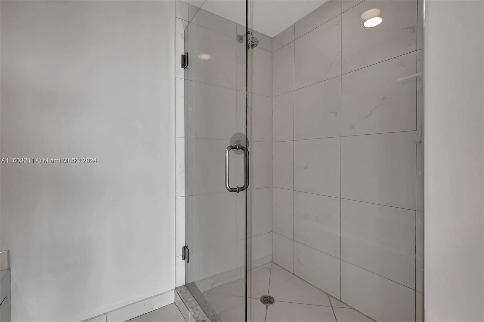 500 BRICKELL WEST CONDO - Residential