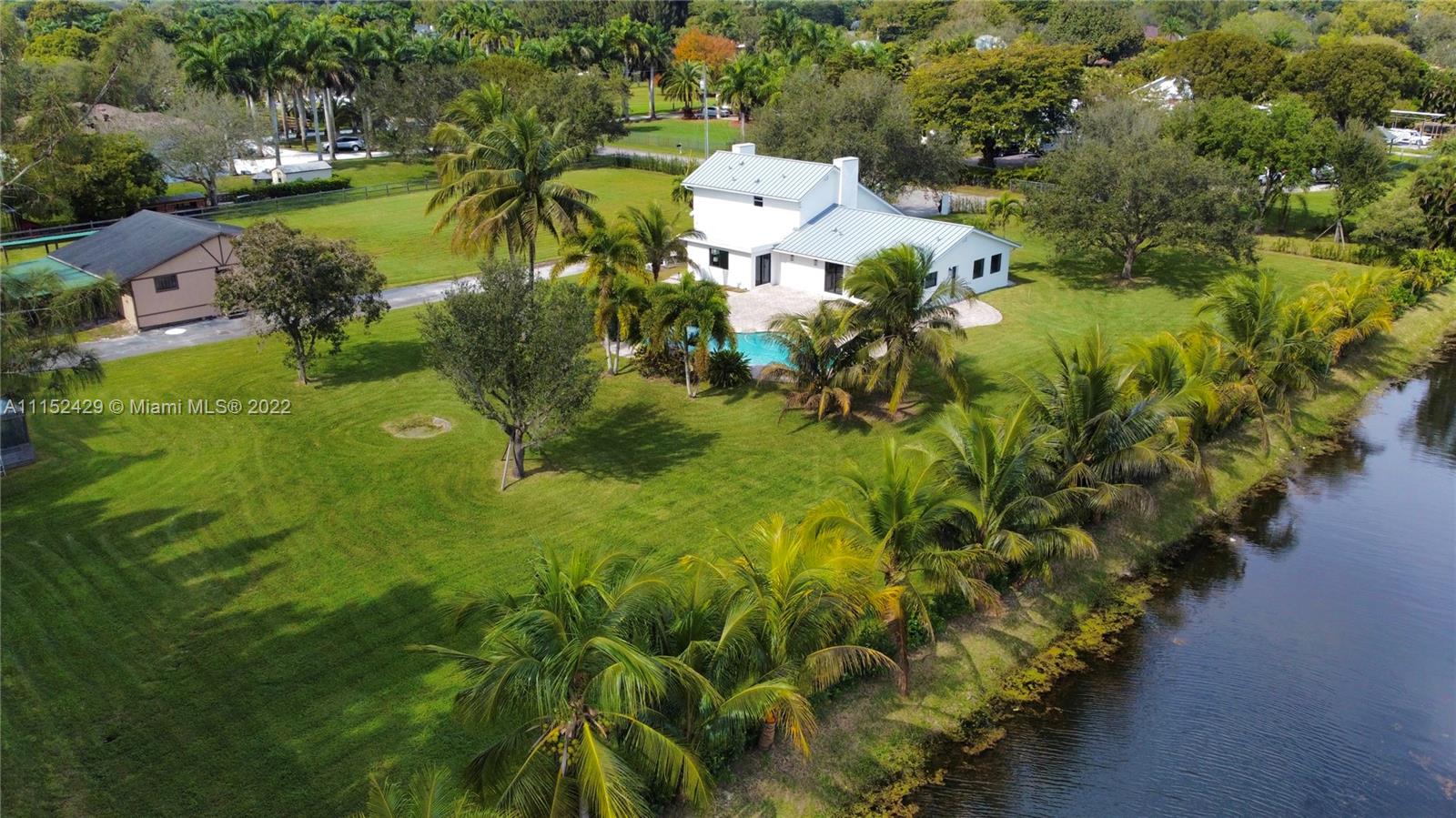 ROLLLING OAKS ESTATES - Residential