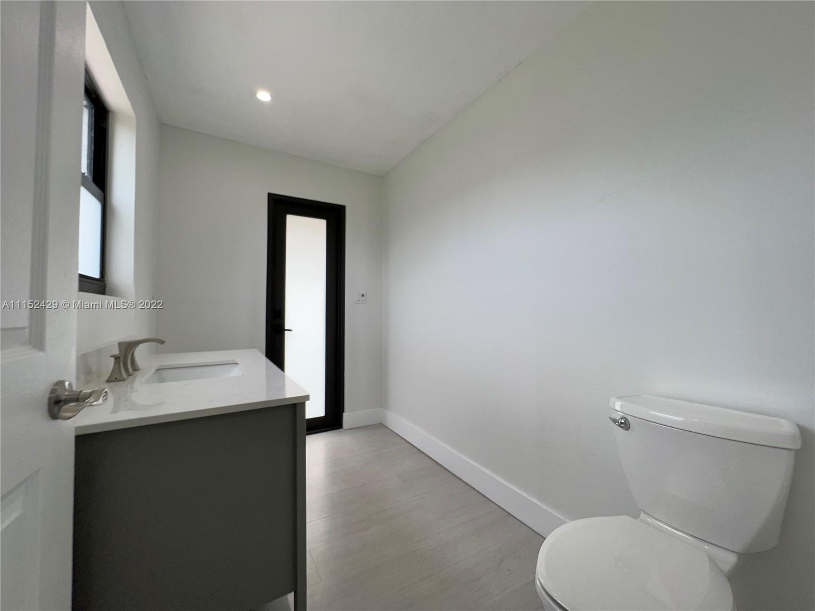 ROLLLING OAKS ESTATES - Residential